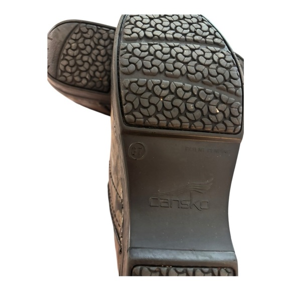 Dansko Pro XP 2.0 clog in a leopard print size 37 women’s - Picture 6 of 6